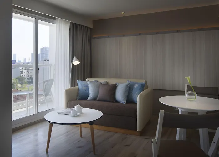 Shama Yen-akat Hotel 4*