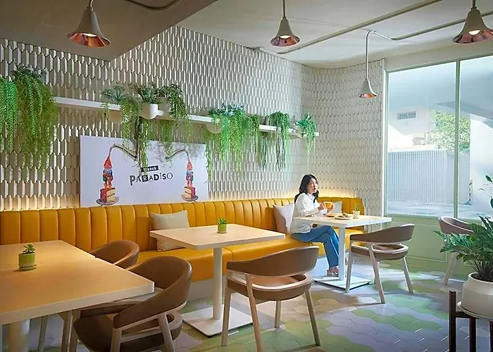 Shama Yen-akat Hotel 4*