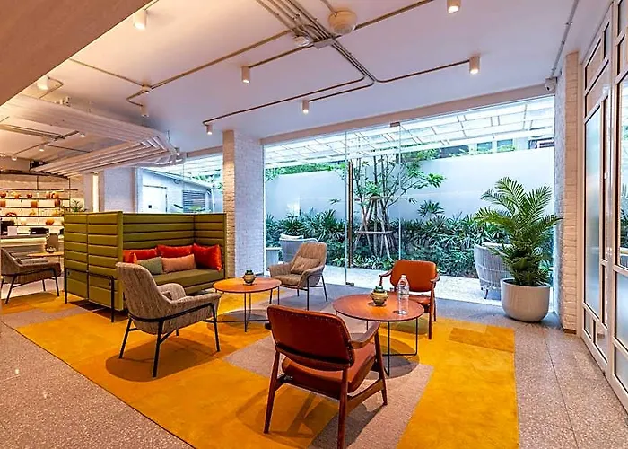 Shama Yen-akat Hotel