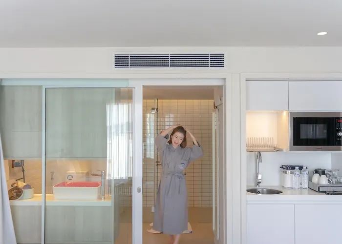 Shama Yen-akat Hotel