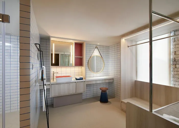 Shama Yen-akat Hotel 4*